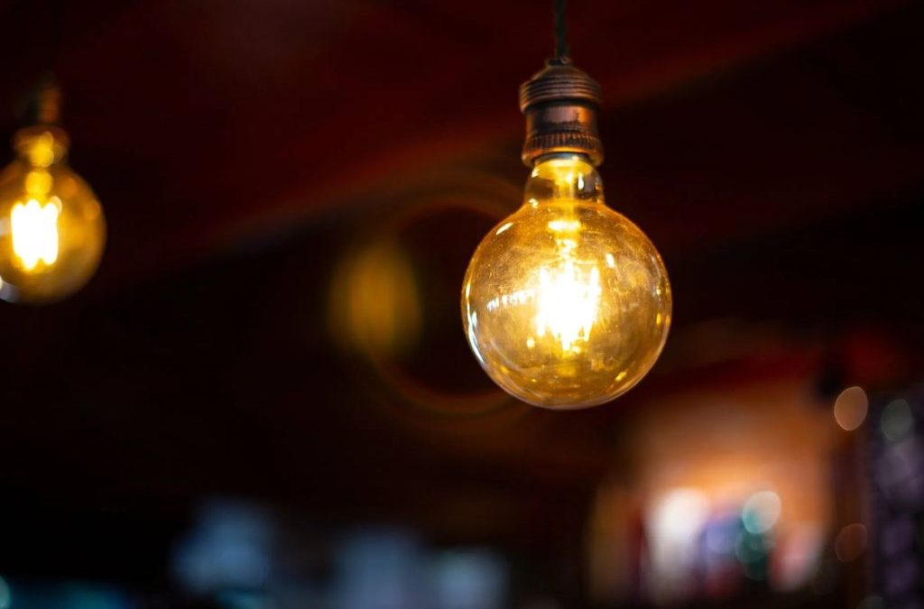 causes of lights flickering